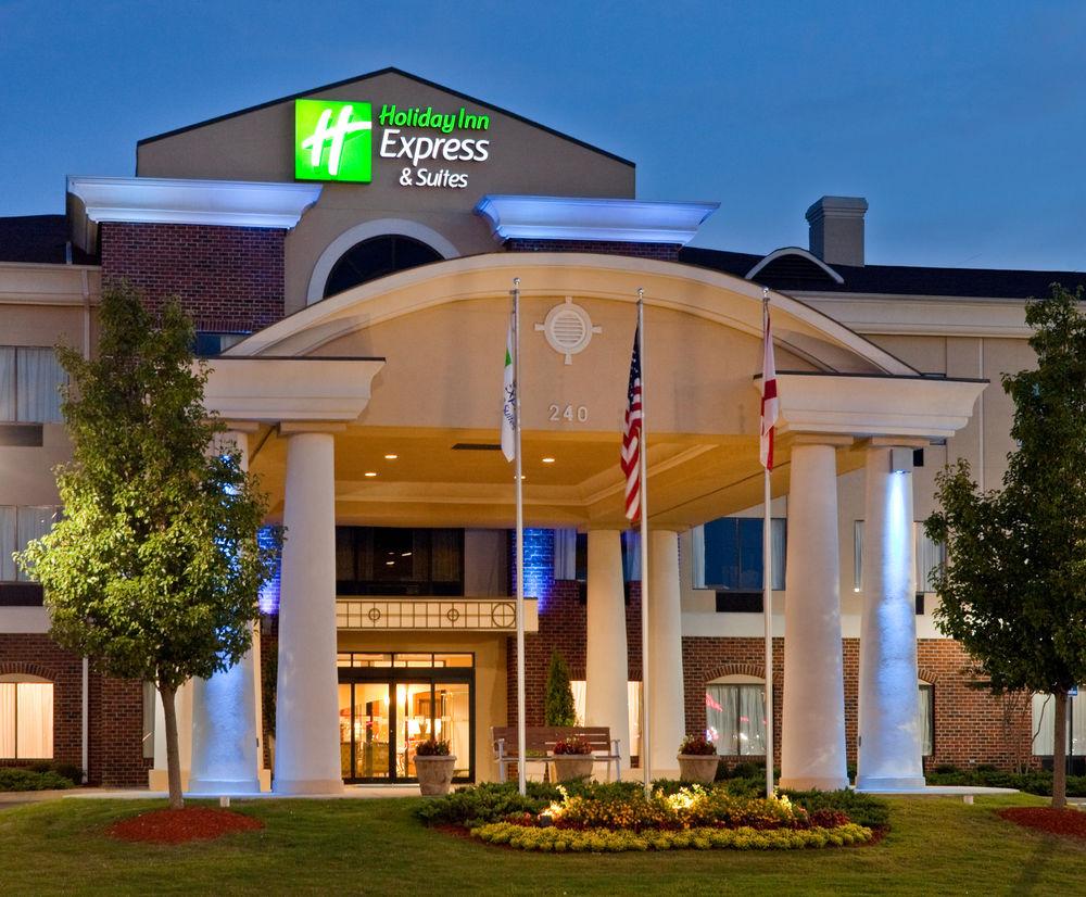 Holiday Inn Express Hotel & Suites Pell City Bagian luar foto