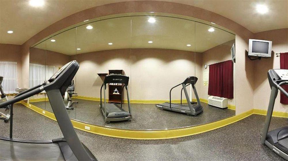 Holiday Inn Express Hotel & Suites Pell City Bagian luar foto