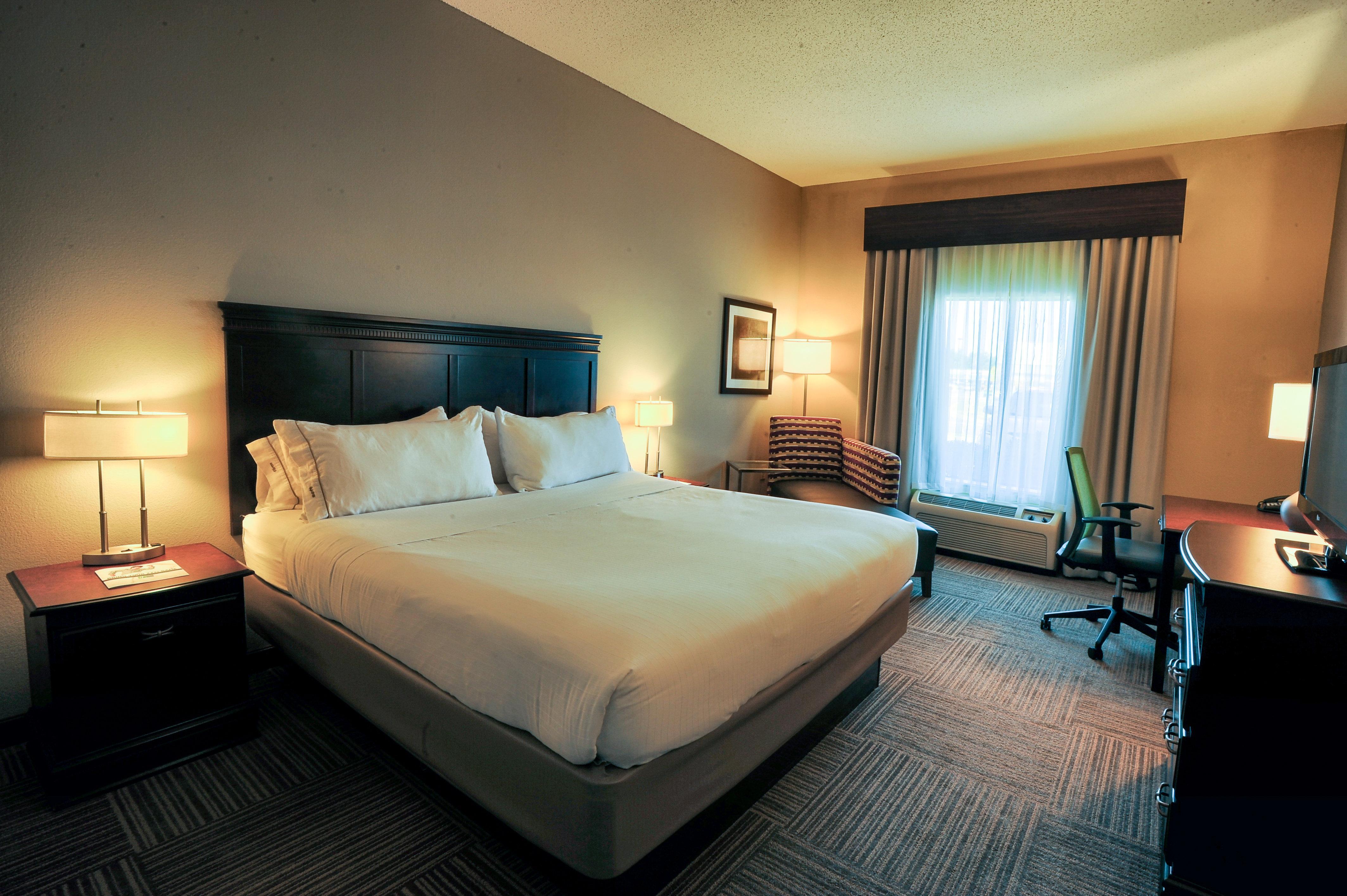 Holiday Inn Express Hotel & Suites Pell City Bagian luar foto