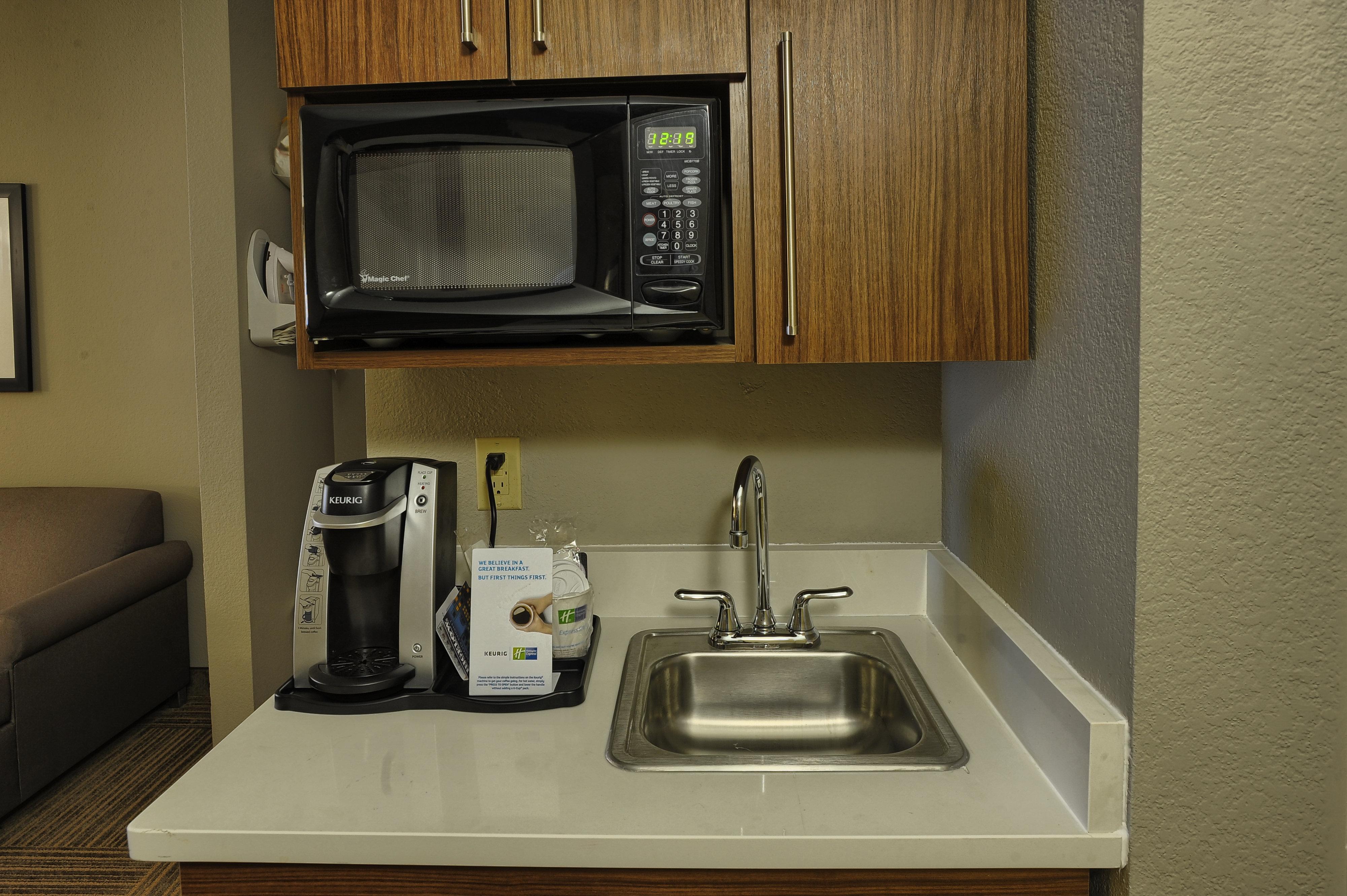 Holiday Inn Express Hotel & Suites Pell City Bagian luar foto
