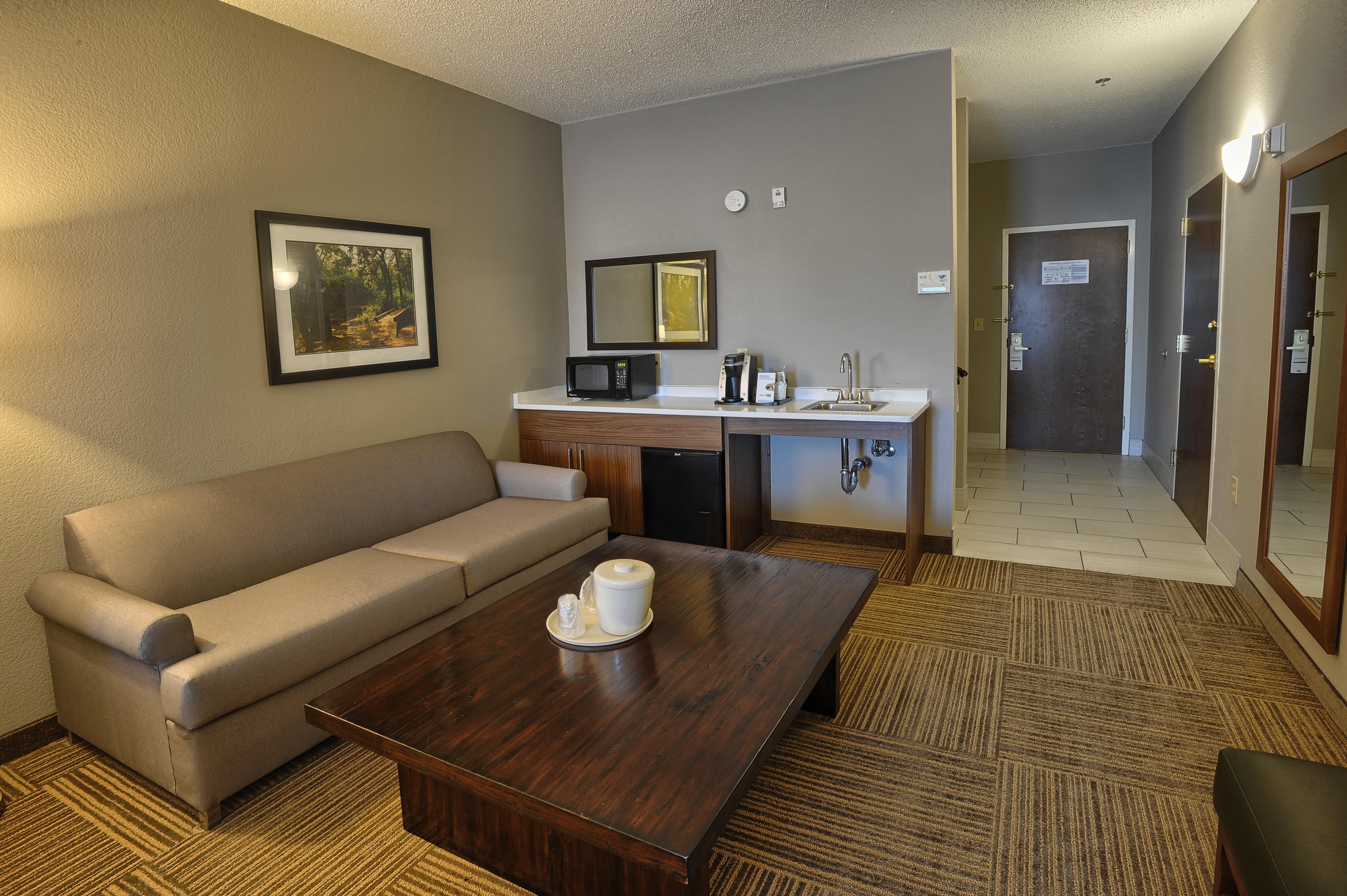 Holiday Inn Express Hotel & Suites Pell City Bagian luar foto