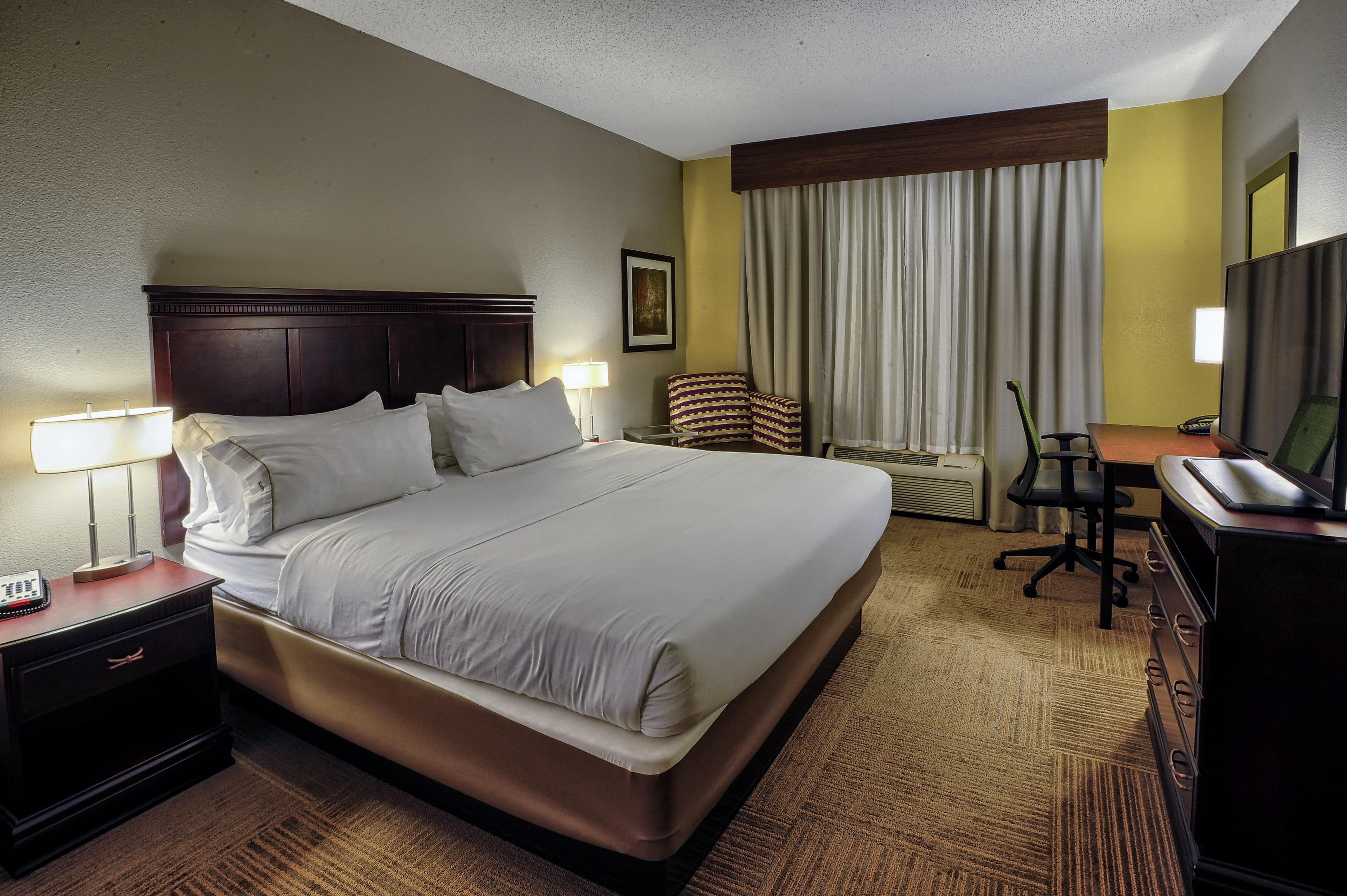 Holiday Inn Express Hotel & Suites Pell City Bagian luar foto