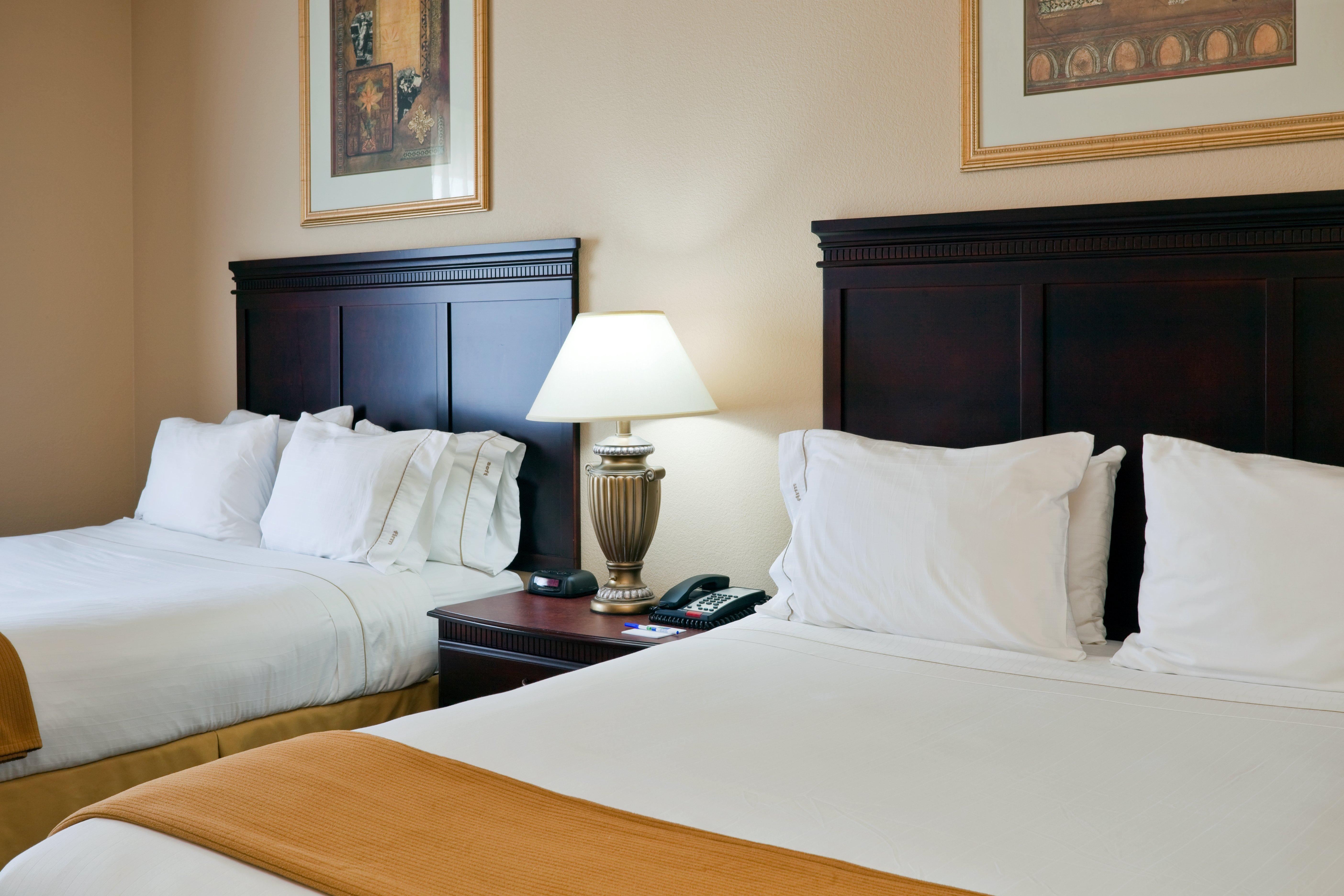 Holiday Inn Express Hotel & Suites Pell City Bagian luar foto